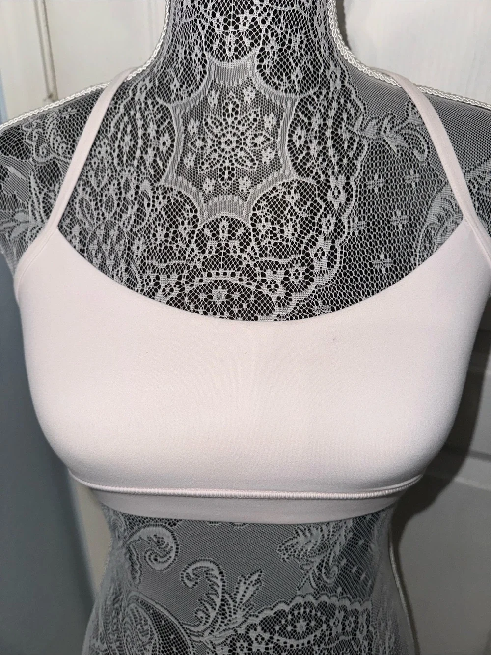 Lululemon Y bra